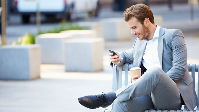 Image - ﺃﺳﻮﺃ 10 ﺗﻄﺒﻴﻘﺎﺕ ﺇﺳﺘﻨﺰﺍﻓﺎً ﻟﻌﻤﺮ ﺍﻟﺒﻄﺎﺭﻳﺔ