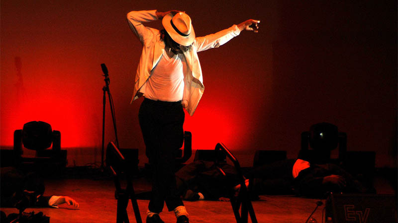 Image - فاصيل جديدة في تقرير تشريح جثة مايكل جاكسون