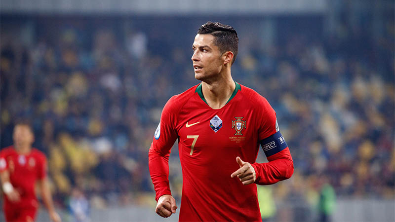 Image - طبيب جراح يكشف أسرار تغيّر ملامح كريستيانو رونالدو