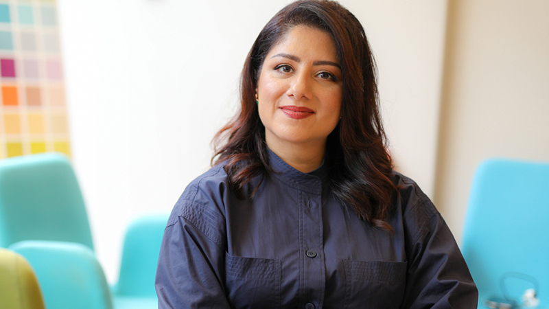 Image - للألوان معاني وأسرار تكشفها لك الإماراتية فاطمة الشيراوي في هذا الفيديو