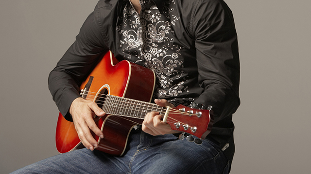 Image - تعلم عزف مقدمة أغنية Hero على الغيتار